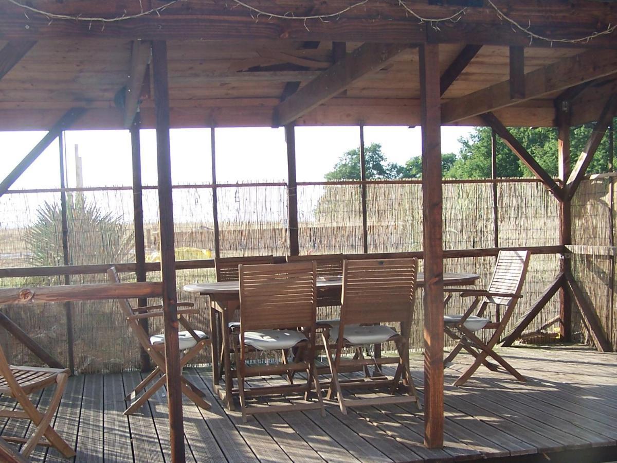 Les Hiboux Chambre D'Hotes L'Isle-Jourdain  Exterior foto